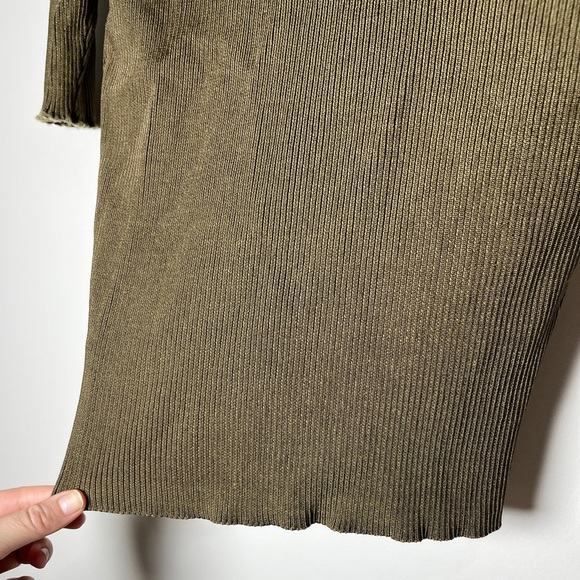 Good American Ribbed Knit Polo Top Olive Green Sz M - Picture 11 of 11